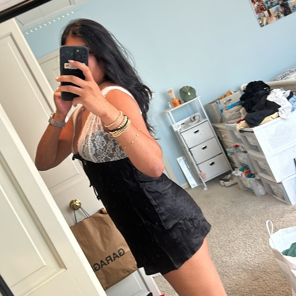 ISABELLES CABINET BLACK MINI DRESS - Picture 2 of 2